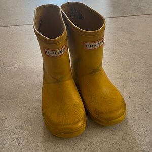 Hunter Classic Yellow Boots